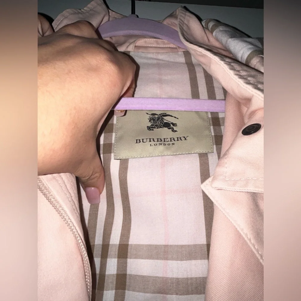 Burberry pink Lara jacket - Picture 2 of 13